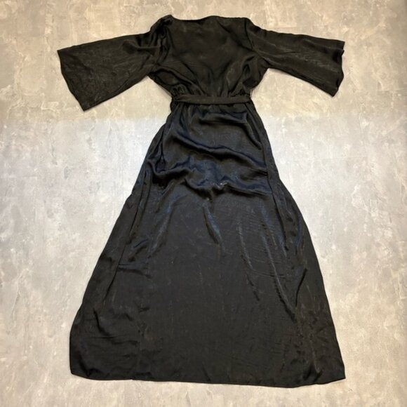 LOVERS   FRIENDS Ashton Romper Robe Size Medium NWT - Picture 4 of 11